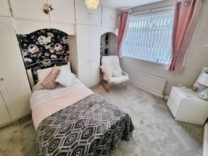 Photo 3- click for photo gallery